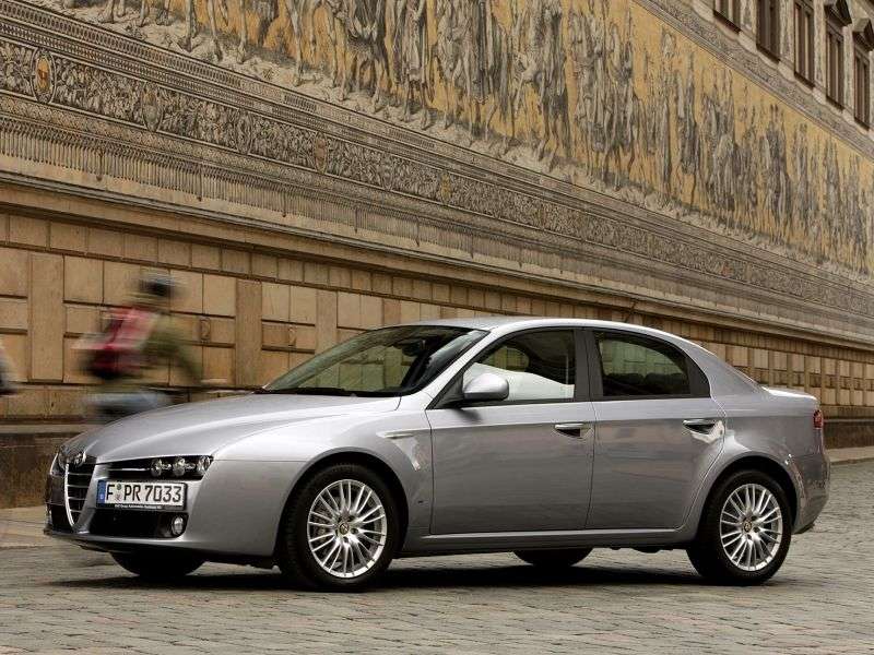 Alfa Romeo 159 sedan pierwszej generacji 2.2 JTS MT (2005–2011)