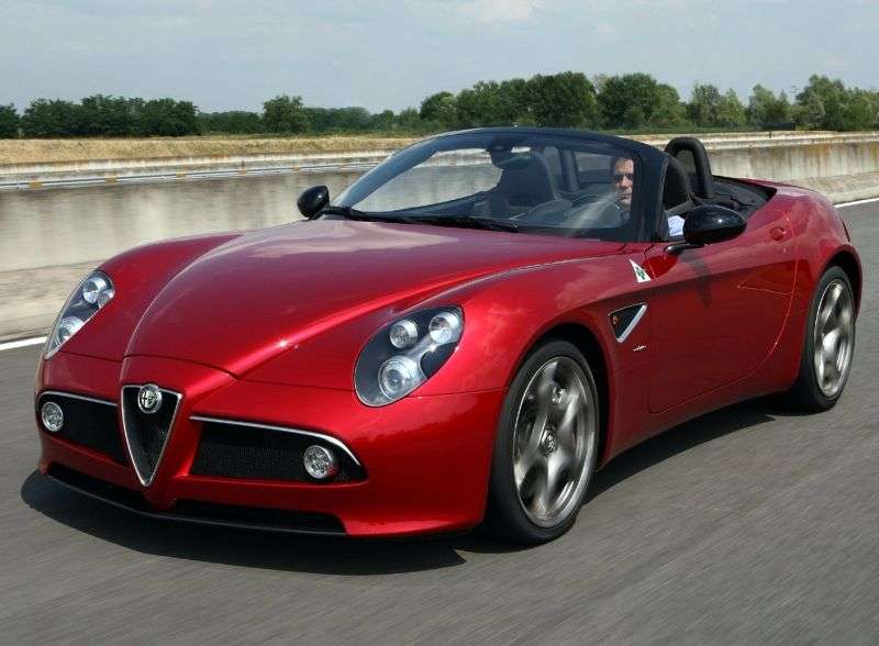 Alfa Romeo 8C Competizione 1.generacja Spider cabrio 4.7 MT (2008 2010)