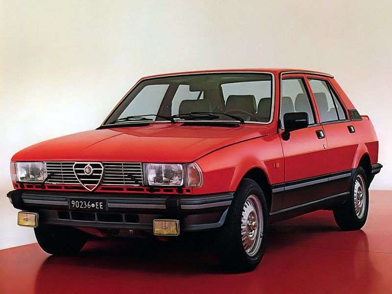 Alfa Romeo Giulietta 116 [zmiana stylizacji] sedan 2.0 TD MT (1982 1983)