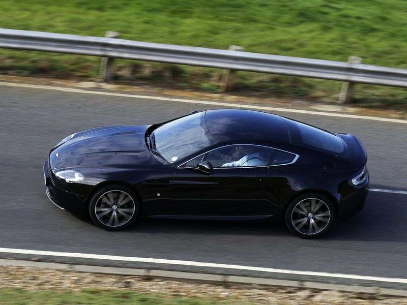 Aston Martin Vantage 3. generacja [zmiana stylizacji] V8 N420 coupe 2 drzwi. 4.7 V8 Sportshift Podstawa (2010 2010)