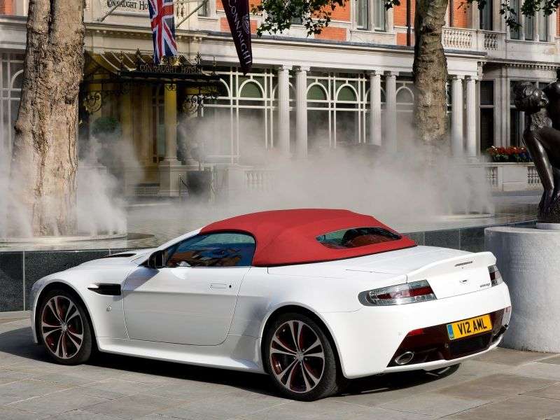 Aston Martin Vantage 3. generacja [zmiana stylizacji] V12 roadster 2 drzwiowy. 5,9 MT (2009–2013)