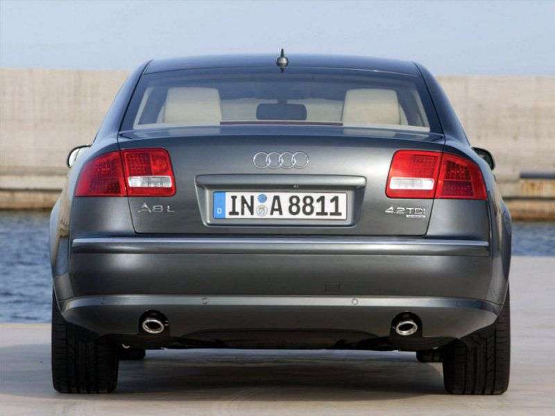 Audi A8 D3 / 4E sedan 3.0 TDI quattro AT (2004 2005)