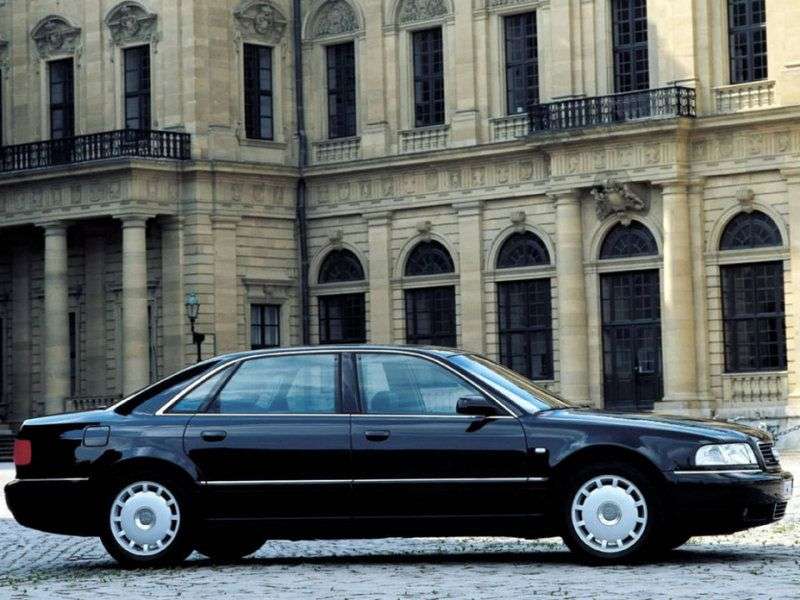 Audi A8 D2 / 4D [zmiana stylizacji] sedan 4 drzwiowy. 4.2 quattro MT (1999 2002)