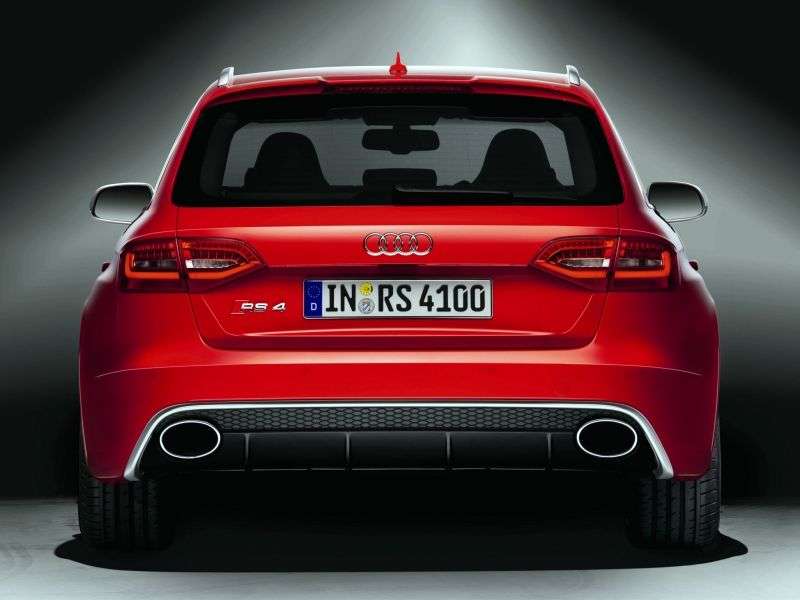 Audi RS4 B8Avant Estate 4.2 FSI quattro AWD Base (2012 obecnie)
