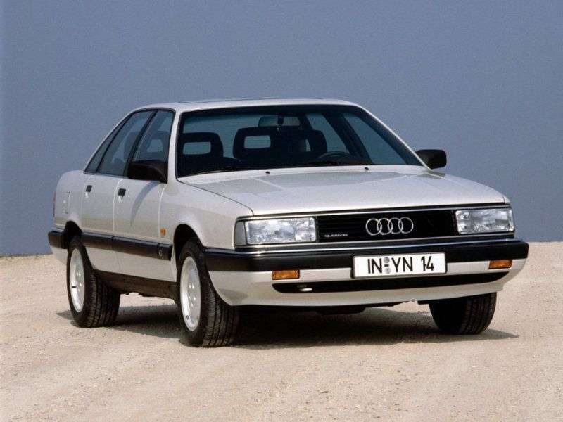 Audi 200 44.44Q sedan 2.2 Turbo MT (1985 1991)
