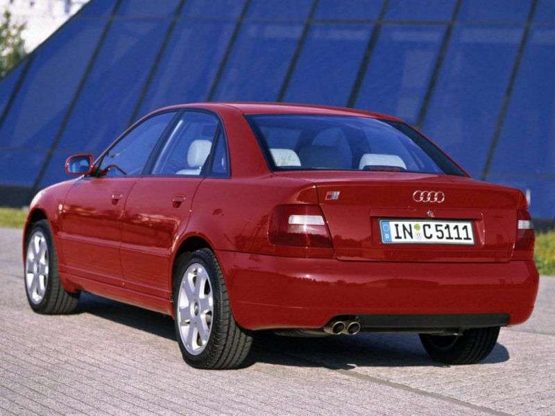 Audi S4 B5,8D 4 drzwiowy sedan 2.7 quattro MT (1997 1999)