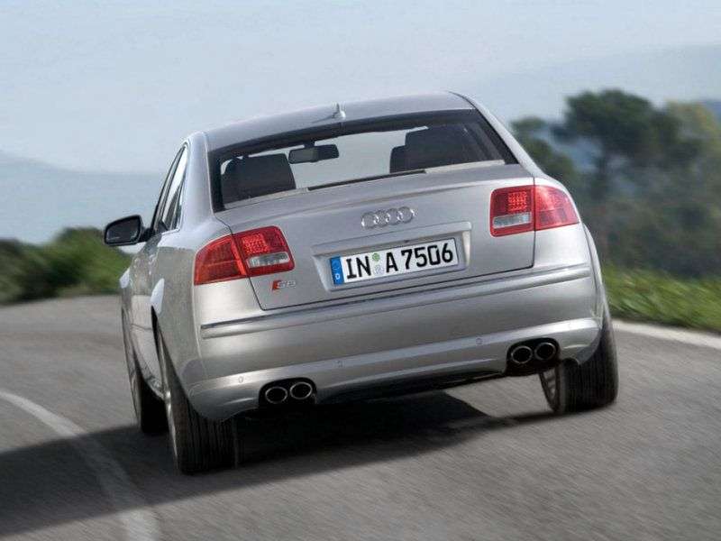 Audi S8 D3sedan 5.2 V10 FSI quattro AT (2005–2008)