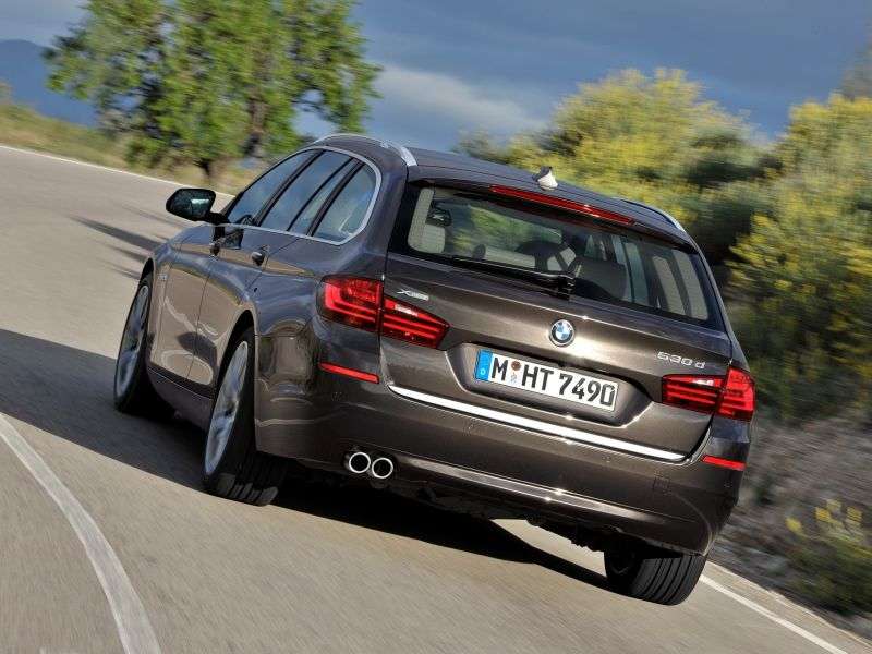 BMW serii 5 F10 / F11 [zmiana stylizacji] Touring kombi 530d AT (2013 obecnie)