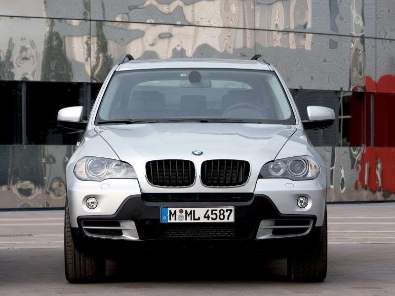 BMW X5 E70 xDrive48i AT crossover (2006 2010)