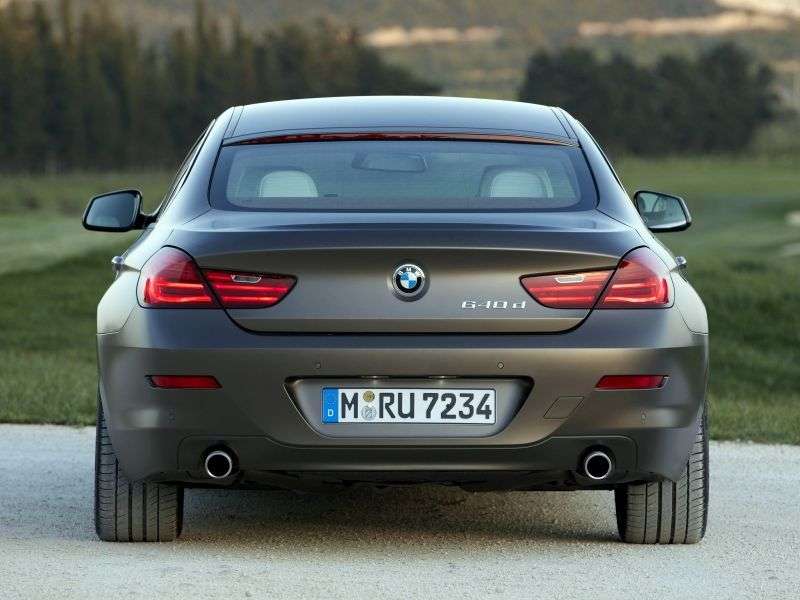 4 drzwiowe BMW serii 6 F06 / F12 / F13 Gran Coupe Coupe 640d xDrive AT Basic (2012 obecnie)