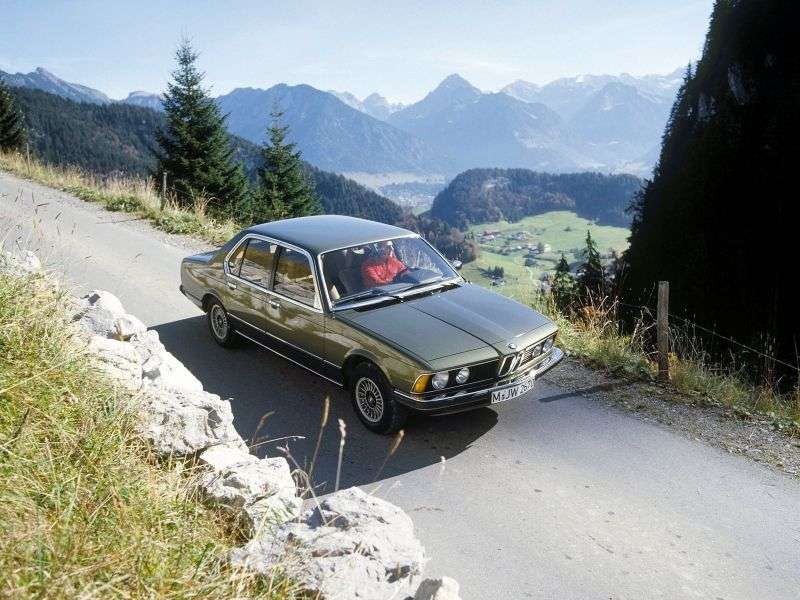BMW 7 Series E23sedan 730 MT (1977–1979)