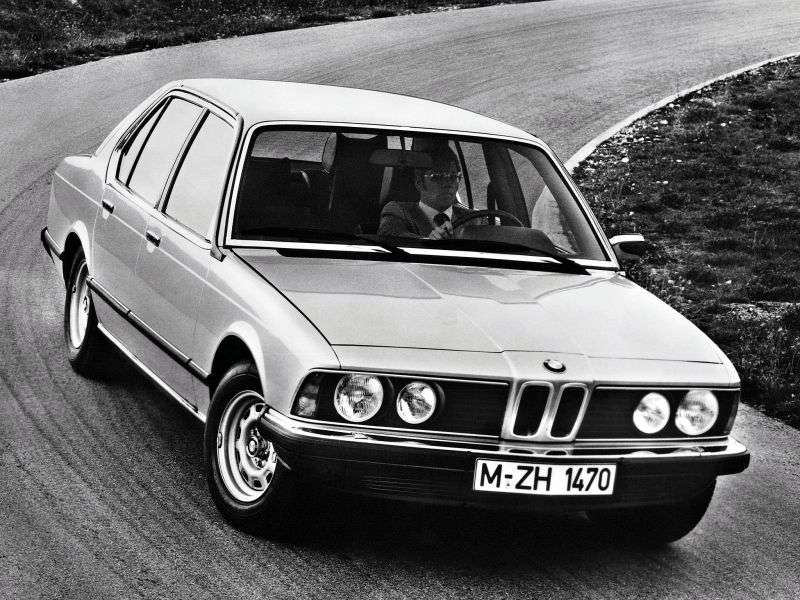 BMW 7 Series E23sedan 745i MT (1980–1980)