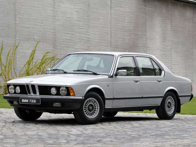BMW 7 Series E23sedan 732i 5MT (1979–1982)