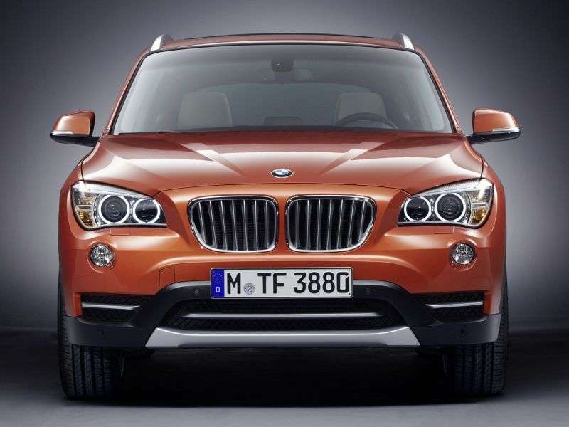 BMW X1 E84 [restyled] xDrive25d AT xLine crossover (2012 – current century)