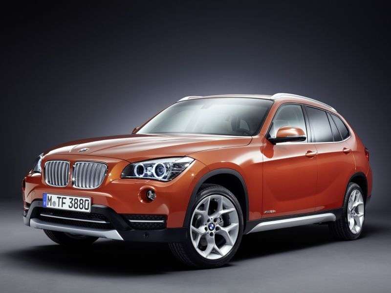 BMW X1 E84 [restyled] xDrive18d MT crossover (2012 – n.)