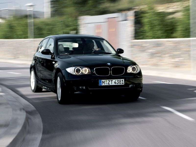 BMW 1 Series E81 / E82 / E87 / E88 [restyling] 5 door hatchback 120d MT Basic (2007–2011)