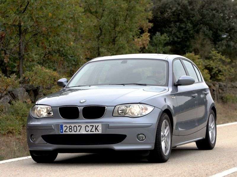 BMW Seria 1 E87 hatchback 118i MT (2006 2007)