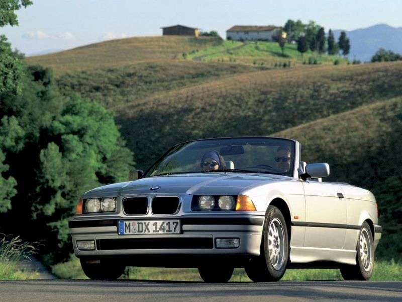 BMW Seria 3 E36 Cabrio 320i MT (1993 1995)