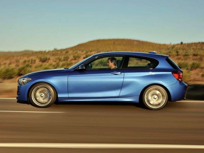 BMW 1 Series F20 / F21htchbek 3 dv. 120d xDrive MT Sport (2012 – current century)