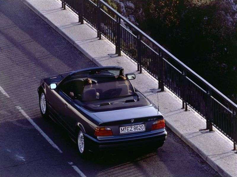 BMW Seria 3 E36 Cabrio 318i MT (1994 1995)