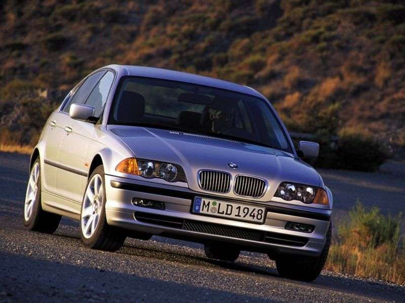 4 drzwiowy sedan BMW serii 3 E46 330d MT (1999 2001)