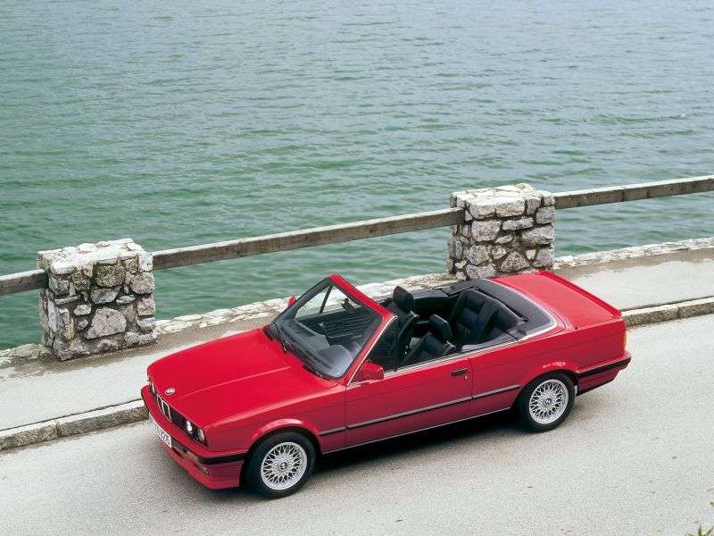 BMW 3 Series E30 [Restyling] 325i MT Convertible (1990–1993)