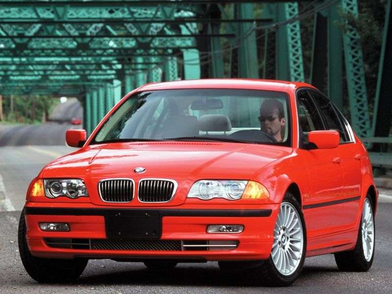4 drzwiowy sedan BMW serii 3 E46 323i AT (1997 2000)