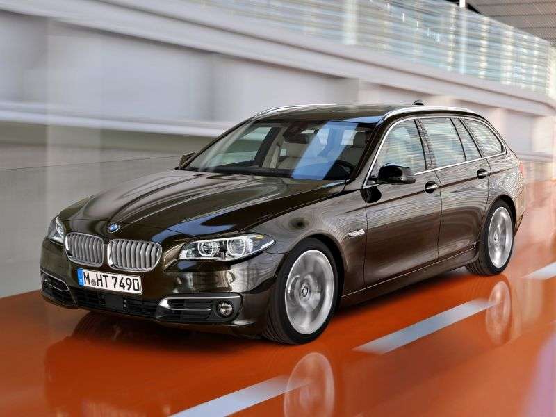 BMW 5 Series F10 / F11 [restyling] Touring wagon 520i MT (2013 – v.)