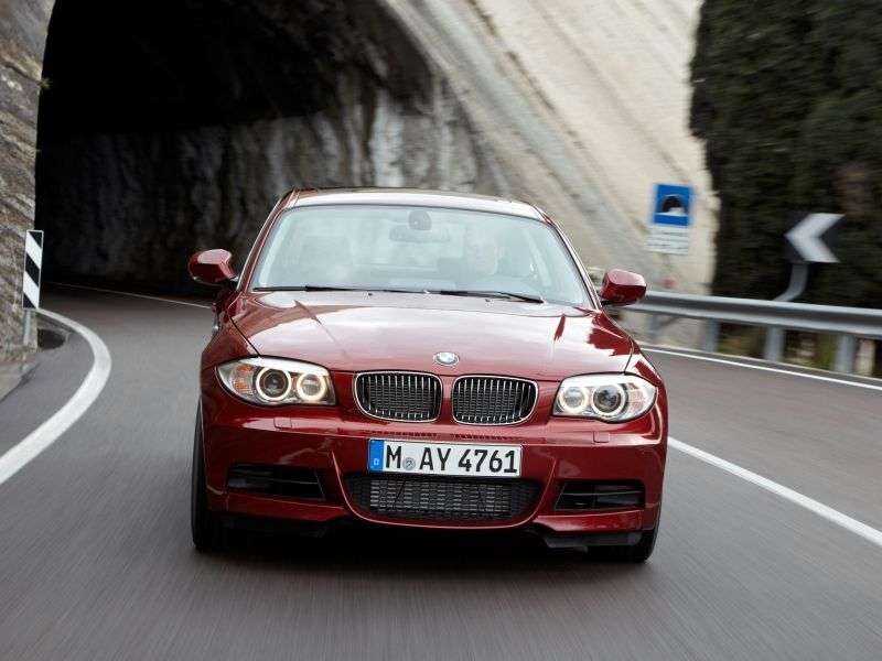 BMW 1 Series E82 / E88 [2nd Restyling] Coupe 135i MT (2011 – current century)