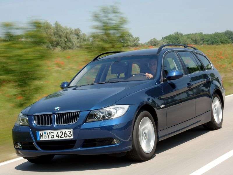 BMW Seria 3 E90 / E91 / E92 / E93 Touring Estate 325xi MT (2007 2008)