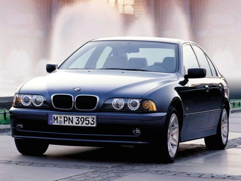 BMW 5 Series E39 [Restyling] 520i MT Sedan (2000–2003)