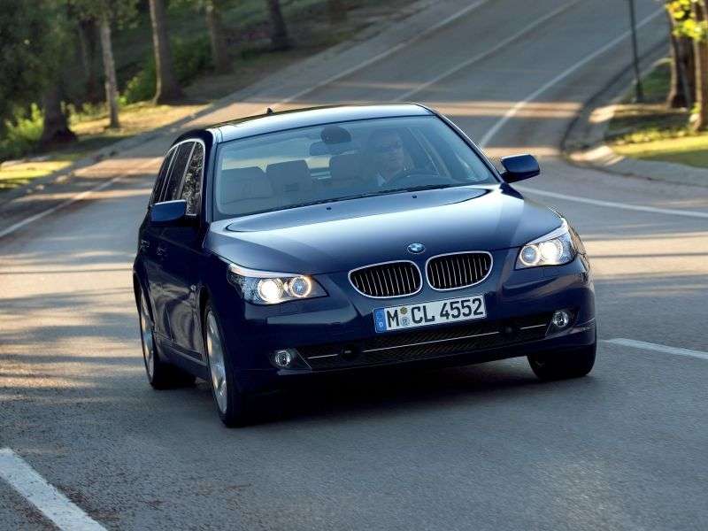 BMW serii 5 E60 / E61 [zmiana stylizacji] Touring kombi 520d MT (2007 2010)