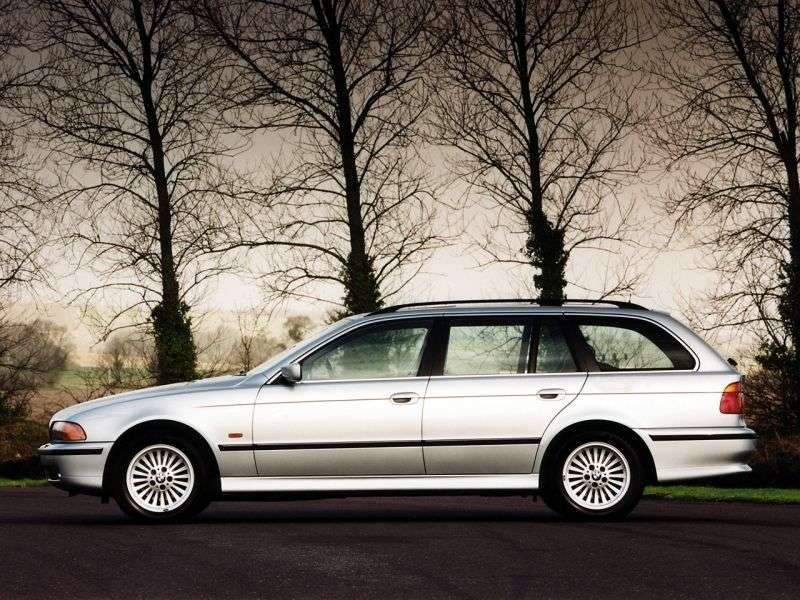 BMW Seria 5 E39Touring Estate 525tds MT (1996 1998)