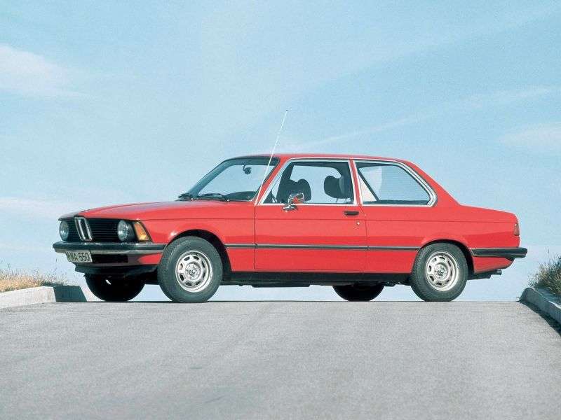 BMW Seria 3 E21 sedan 320i 5MT (1975 1979)
