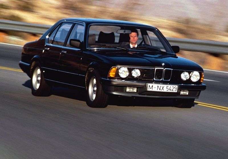 BMW 7 Series E23 [Restyling] 735i MT Sedan (1982–1986)
