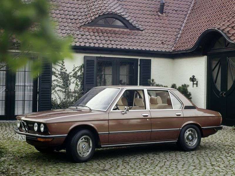 BMW serii 5 E12 sedan 520 MT (1972 1976)