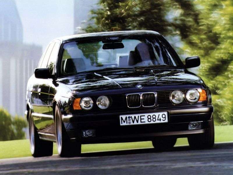 BMW 5 Series E34sedan 520i VANOS MT (1992–1995)