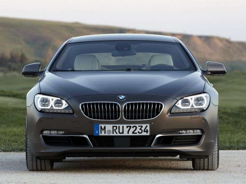 4 drzwiowe BMW serii 6 F06 / F12 / F13 Gran Coupe Coupe 640d xDrive AT Basic (2012 obecnie)