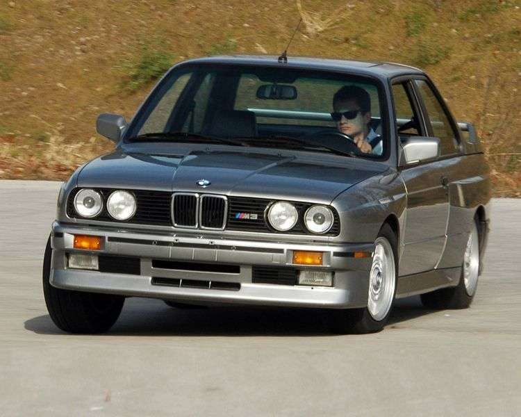 BMW serii M E30 3 coupe &bdquo;2.3 MT&rdquo; &bdquo;Johnny Cecotto Edition&rdquo; &bdquo;&rdquo; (1989–1990)