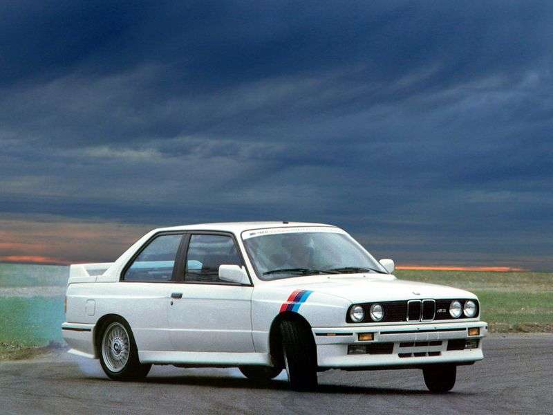 BMW M Series E30 3 Series Coupe 2.3 MT Evolution II (1988–1991)