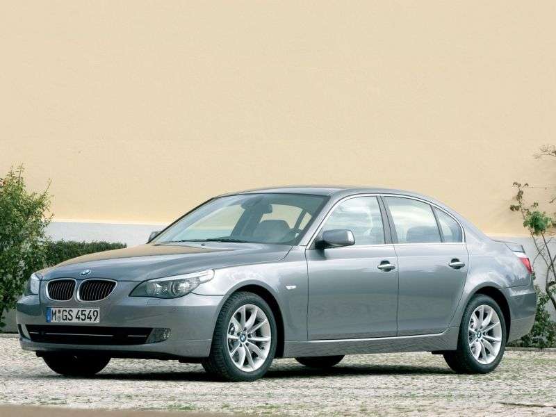 BMW 5 Series E60 / E61 [Restyling] 550i MT Sedan (2008–2010)