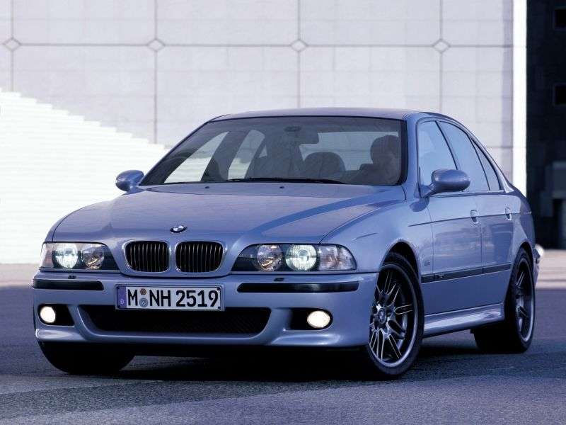 BMW serii M E39 5 sedan serii 5.0 MT (1998 2004)