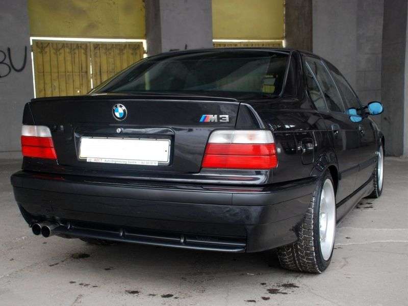 BMW serii M serii E36 3 sedan 3.2 MT (1994 1995)