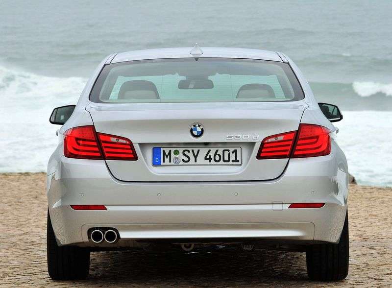 BMW 5 Series F10 / F11sedan 520i AT Special Edition. Local Assembly (2010 – present)