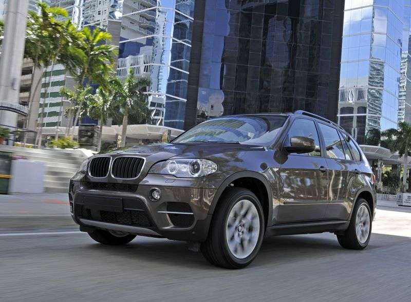 BMW X5 E70 [restyled] xDrive30d AT Luxury crossover. Local Assembly (2010 – present)