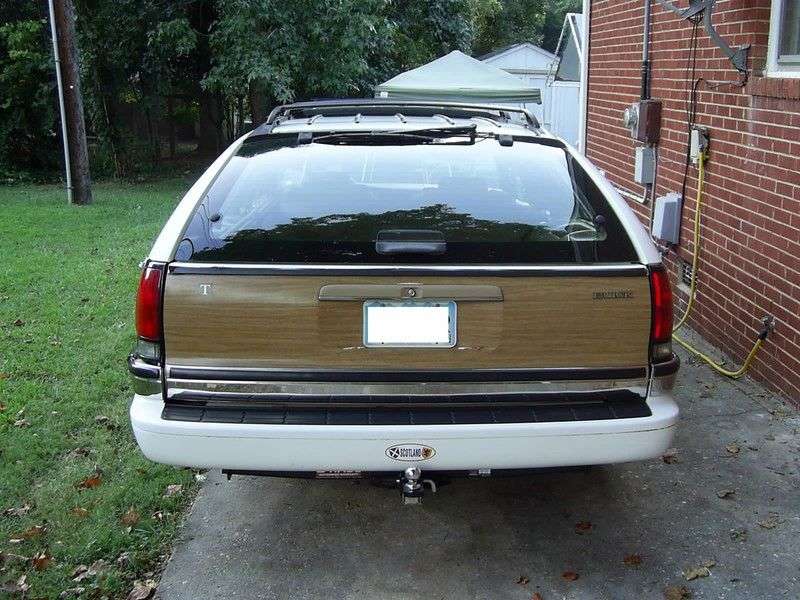 Buick Roadmaster 8th generation wagon 5.7 AT (1991–1996)