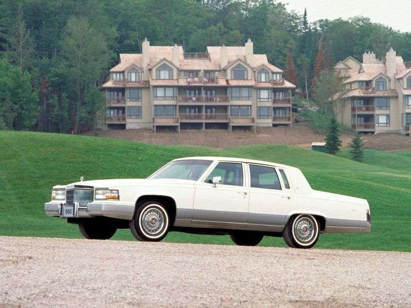 Cadillac BTC sedan 1 generacji 5.7i AT (1993 1996)