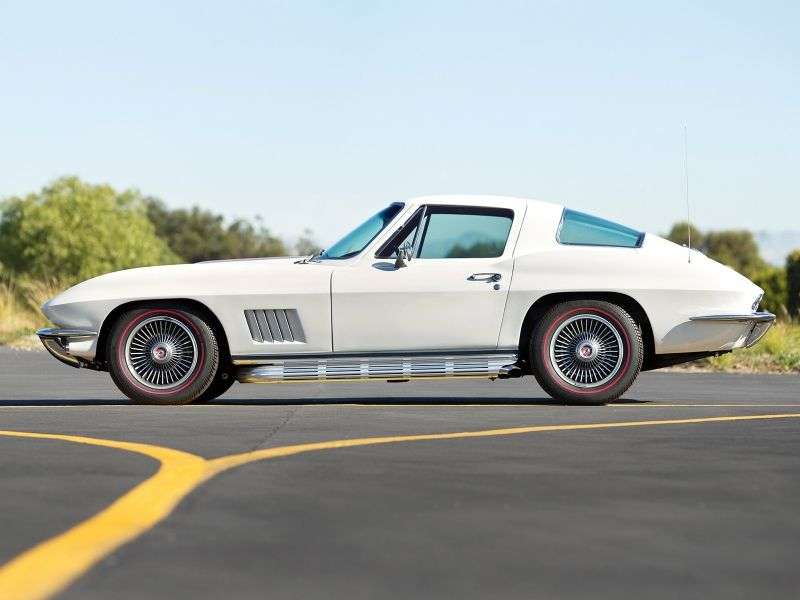 Chevrolet Corvette C2 [4th restyling] Sting Ray Coupe 5.4 Powerglide (1967–1967)