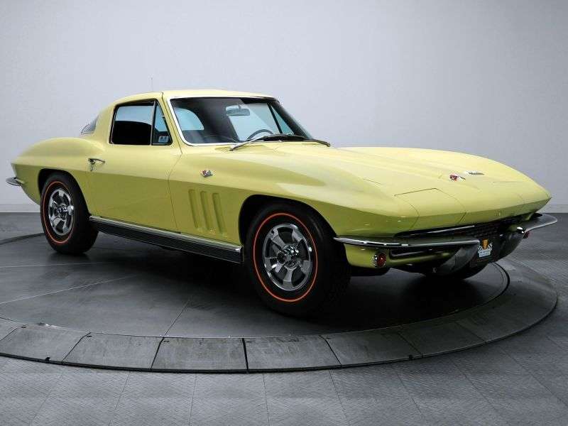 Chevrolet Corvette C2 [trzecia zmiana stylizacji] Sting Ray coupe 7.0 4Syncro Mesh (1966 1966)