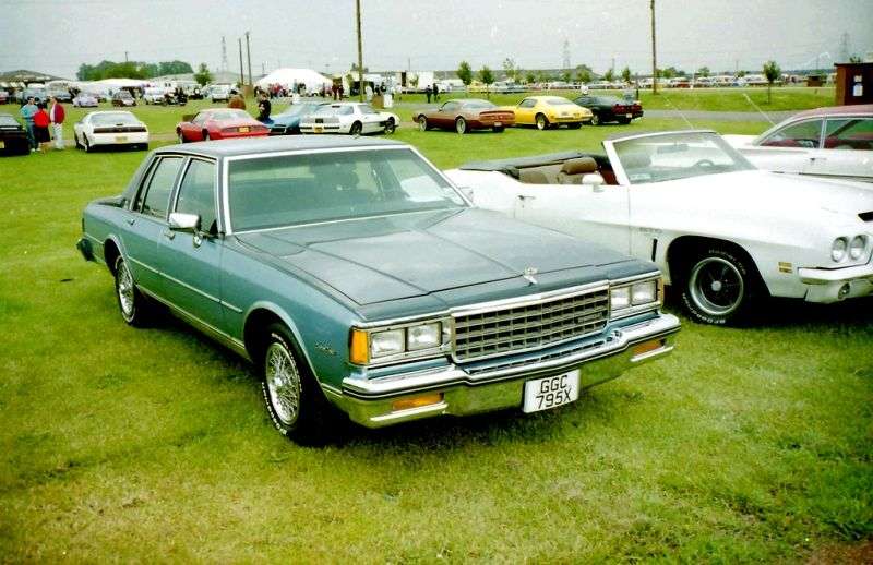 Chevrolet Caprice 3rd generation [restyling] sedan 3.8 AT (1980–1984)